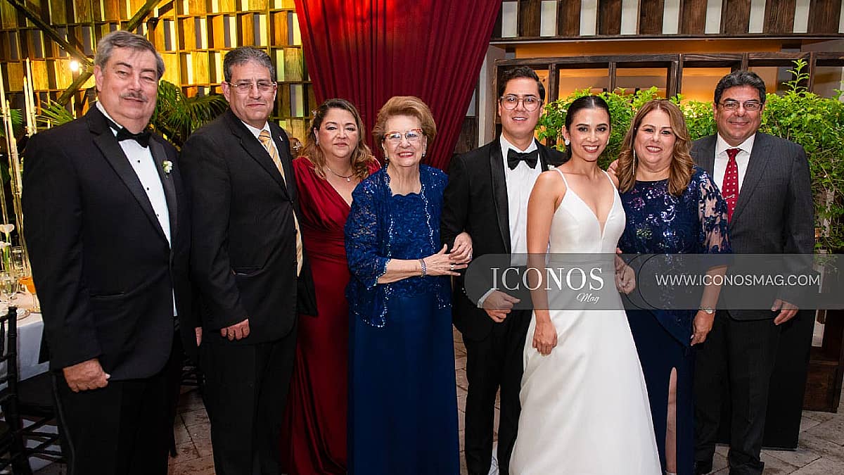 PRIMERA PARTE La boda de Lucila María Zuñiga Durón y Roberto José Avilés Durón
