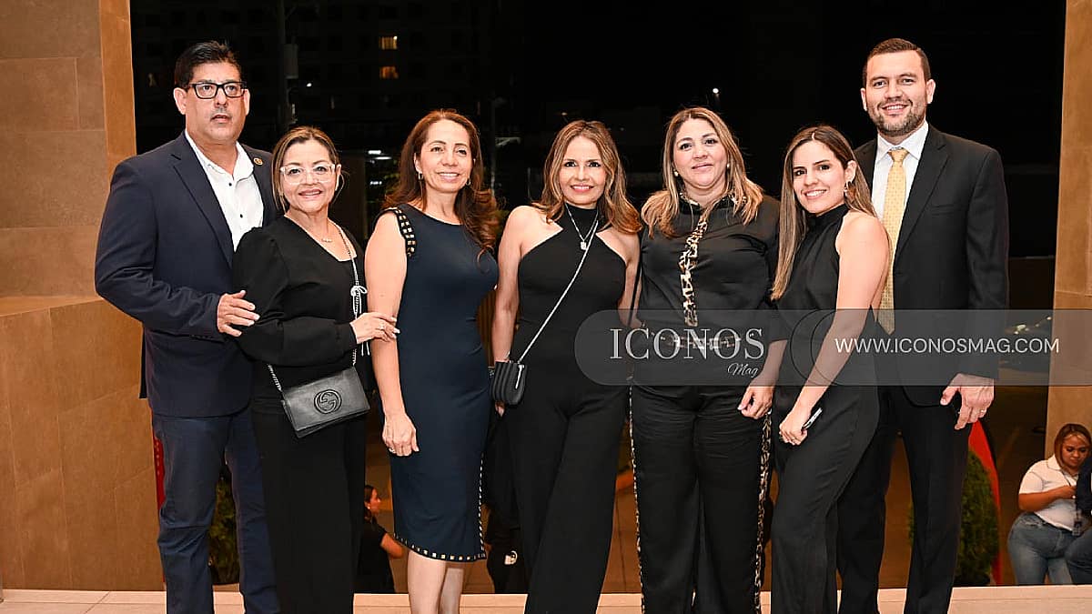 CUARTA PARTE El concierto de <em>Mocedades by</em> Banco <em>Atlántida</em> Honduras