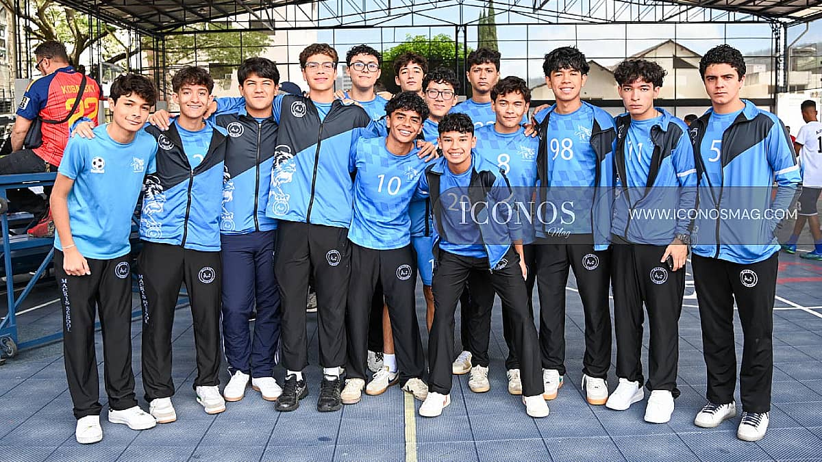 PRIMERA PARTE La inauguración de la cuarta edición del torneo de fútbol <em>Jugando por la educación by</em> Grupo <em>Flores </em>Honduras