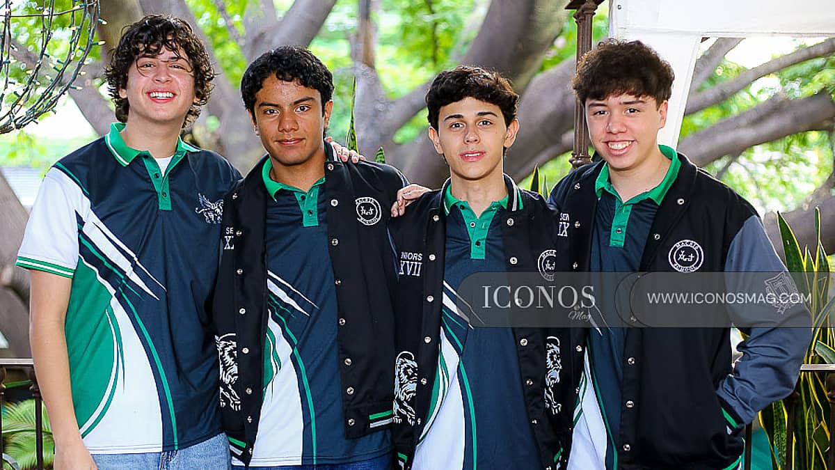 SEGUNDA PARTE La entrada de los <em>Seniors Lions MST 2027 by Macris School Tegucigalpa</em>
