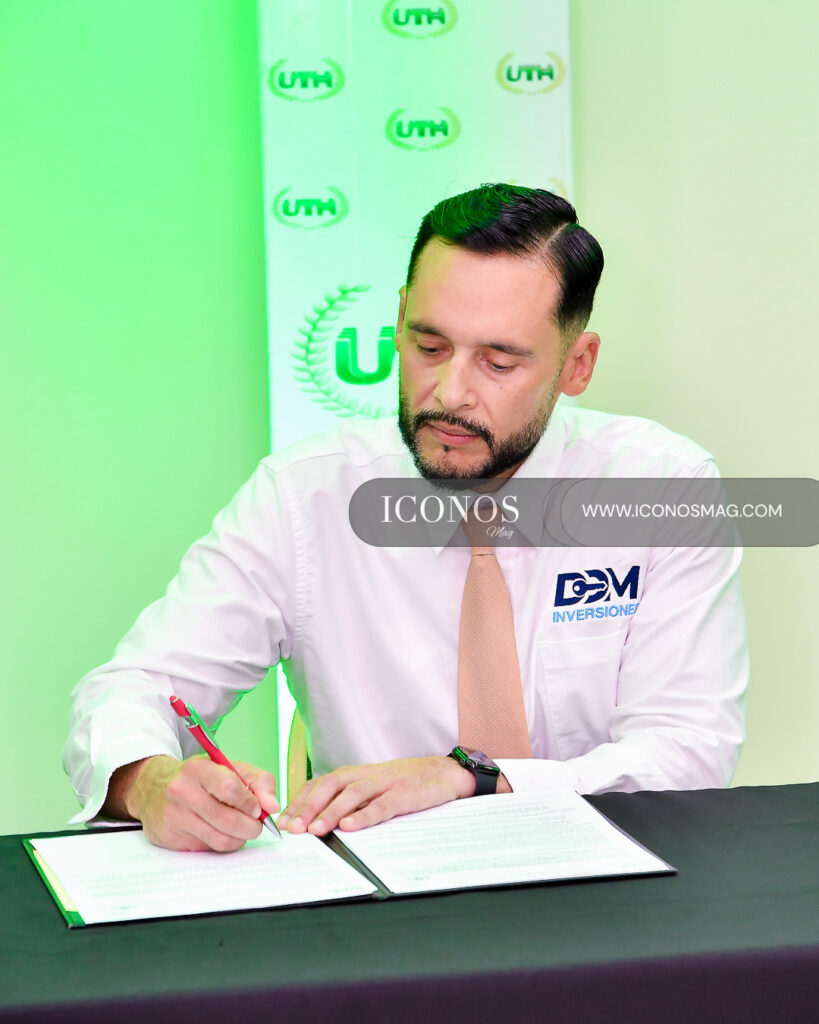 alianza estrategica entre optimus card optica boniche y uth honduras