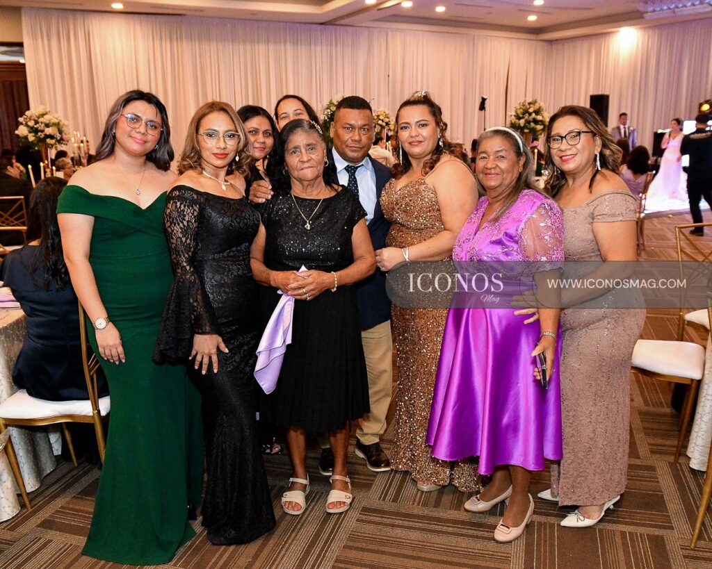 boda glenda nicolle galdamez mejia y gensil josue cabrera martinez