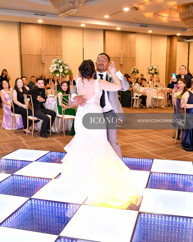 boda glenda nicolle galdamez mejia y gensil josue cabrera martinez