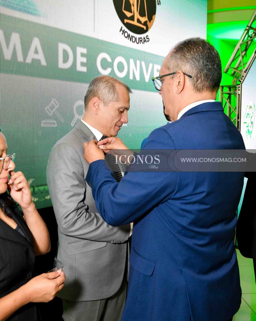convenio interinstitucional by uth y colegio de abogados