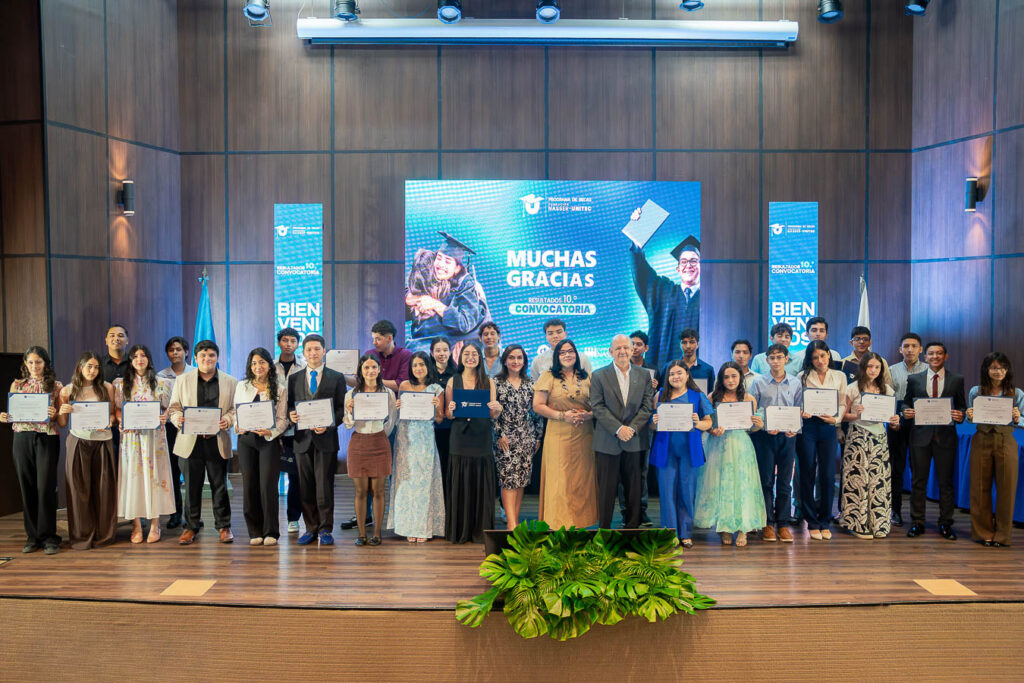 decima entrega becas fundacion nasser y unitec honduras