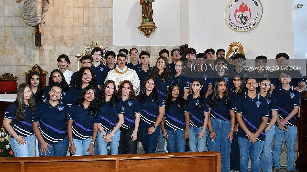 SEGUNDA PARTE La misa de los <em>Seniors SE 2027 by Seran School</em> San Pedro Sula