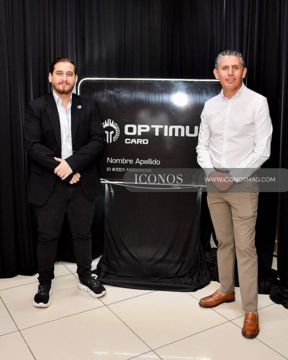 portada segundo aniversario optimus card