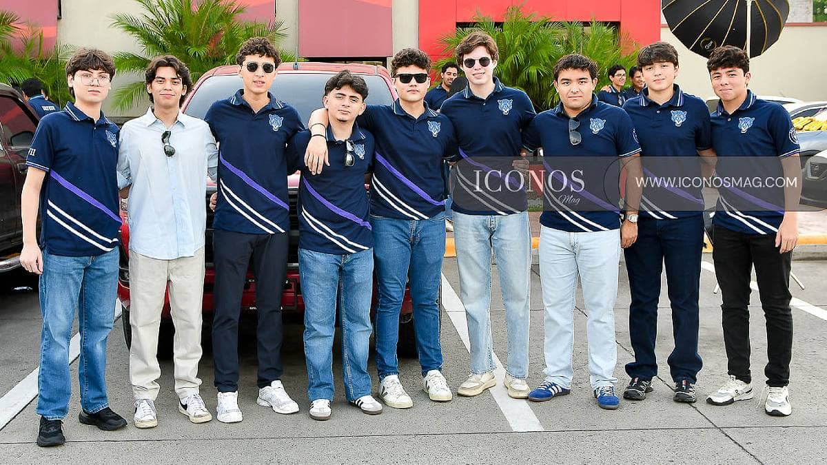 SEGUNDA PARTE La <em>entrance</em> de los <em>Seniors Jaguars ES</em> 2027 <em>by</em> escuela <em>Seran</em> San Pedro Sula