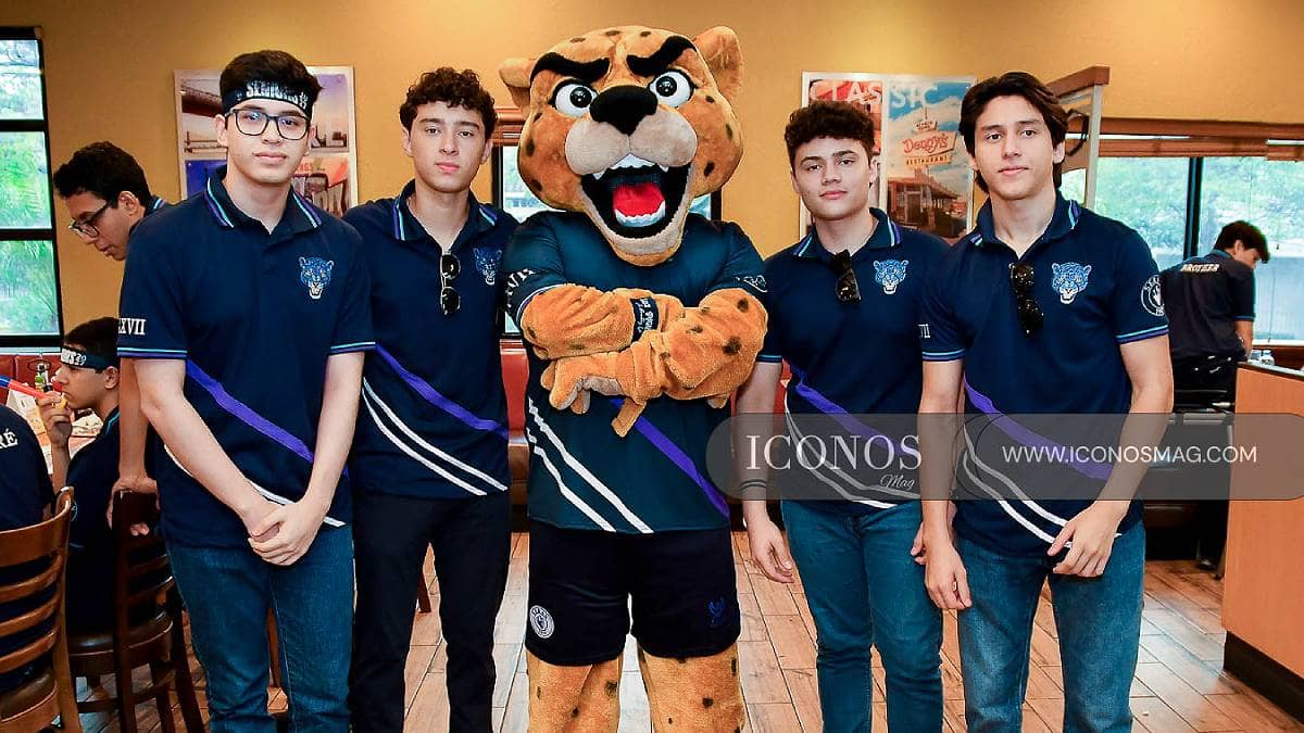 PRIMERA PARTE La <em>entrance</em> de los <em>Seniors Jaguars ES</em> 2027 <em>by</em> escuela <em>Seran</em> San Pedro Sula