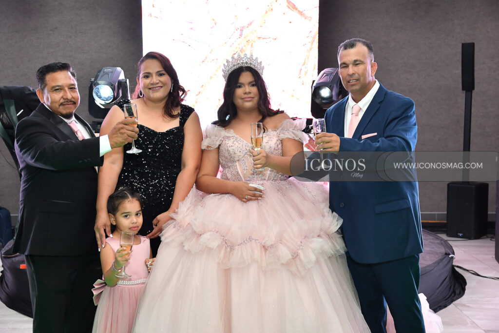 quince anos eva valentina caceres medina