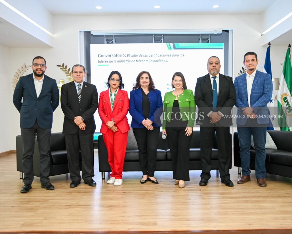 taller redefiniendo la experiencia innovacion en la academia netacad uth honduras