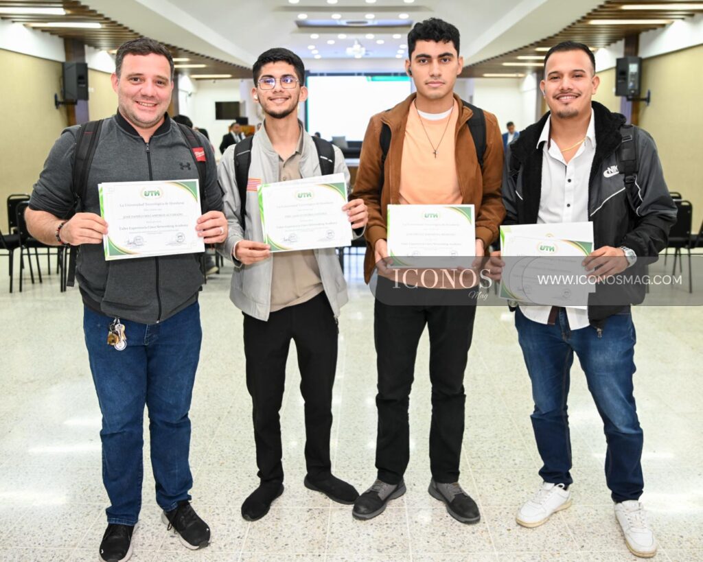 taller redefiniendo la experiencia innovacion en la academia netacad uth honduras