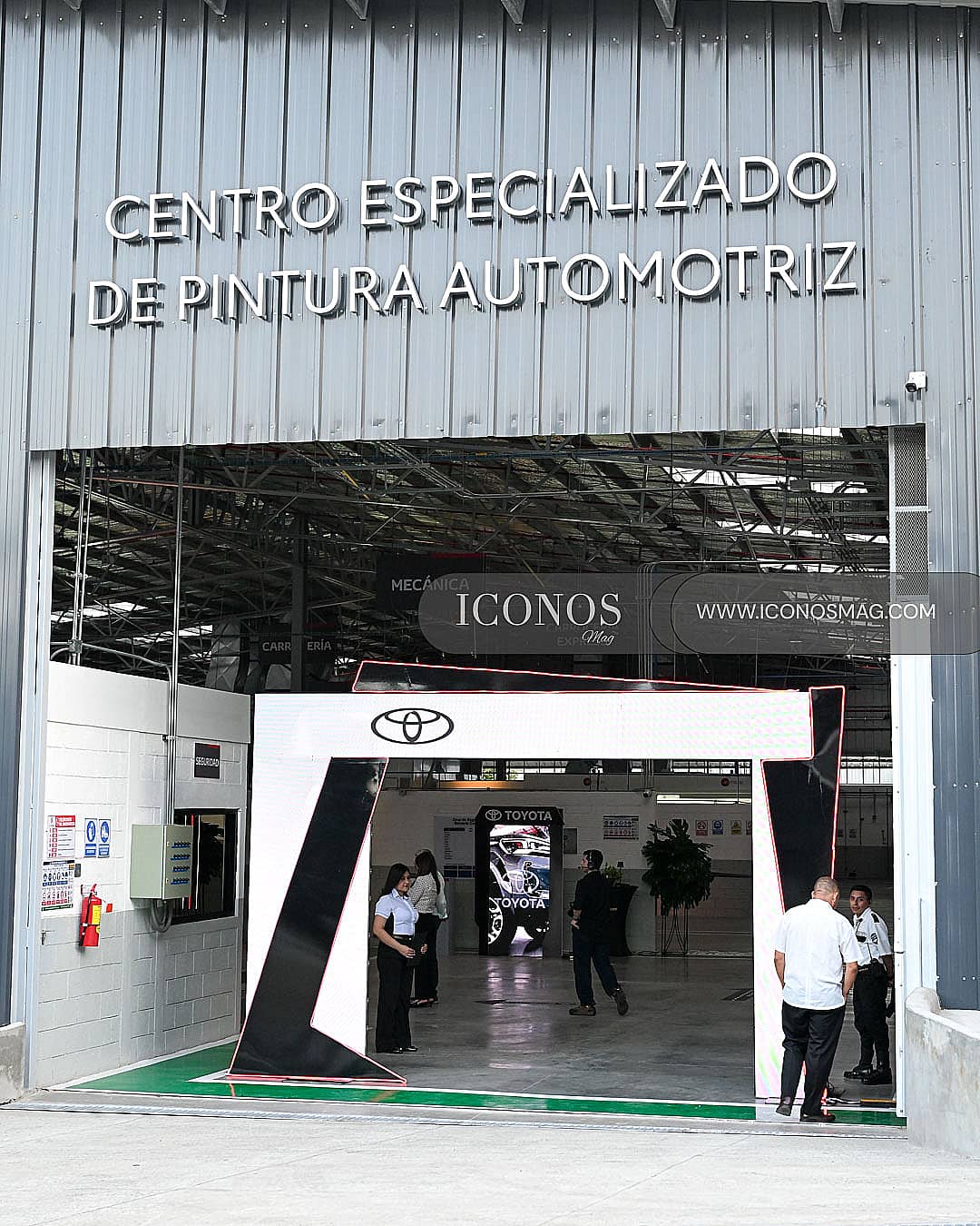 PORTADA Centro especializado de pintura Grupo Flores Honduras