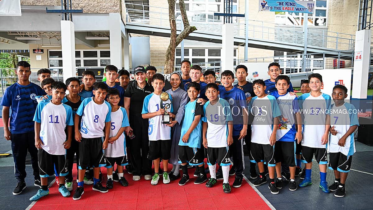 La final del torneo <em>Jugando por la educación 2026 by</em> Grupo <em>Flores</em> Honduras