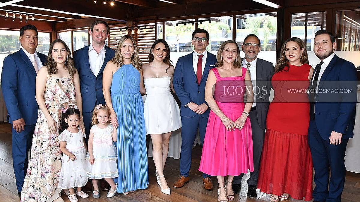 La boda civil de Ana Gabriela Altamirano y Olvin René Gutiérrez