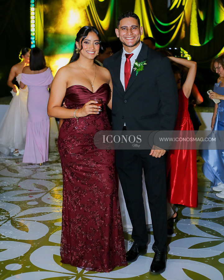 boda lucia isabel garcia ordonez y javier eduardo andino lobo ceremonia en iglesia Medalla Milagrosa recepcion en El Trapiche