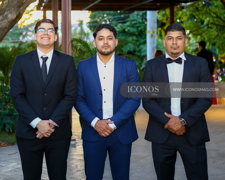 boda lucia isabel garcia ordonez y javier eduardo andino lobo ceremonia en iglesia Medalla Milagrosa recepcion en El Trapiche