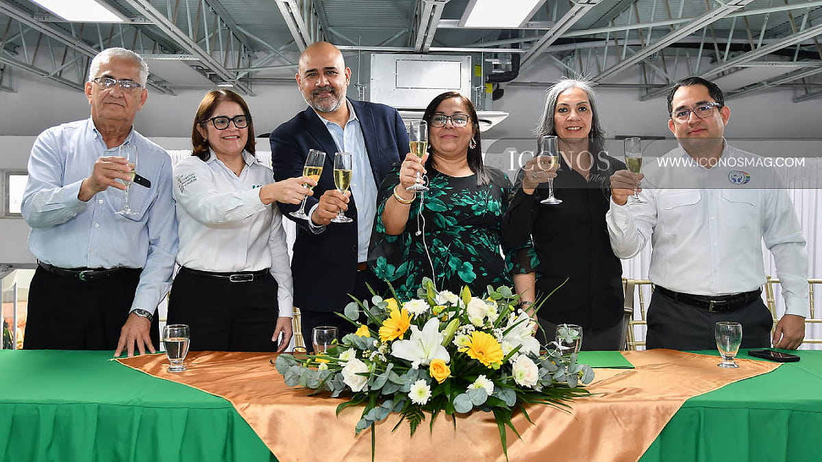 PRIMERA PARTE La reinauguración de cooperativa <em>Caceenp</em> Honduras agencia <em>Las Acacias</em> San Pedro Sula