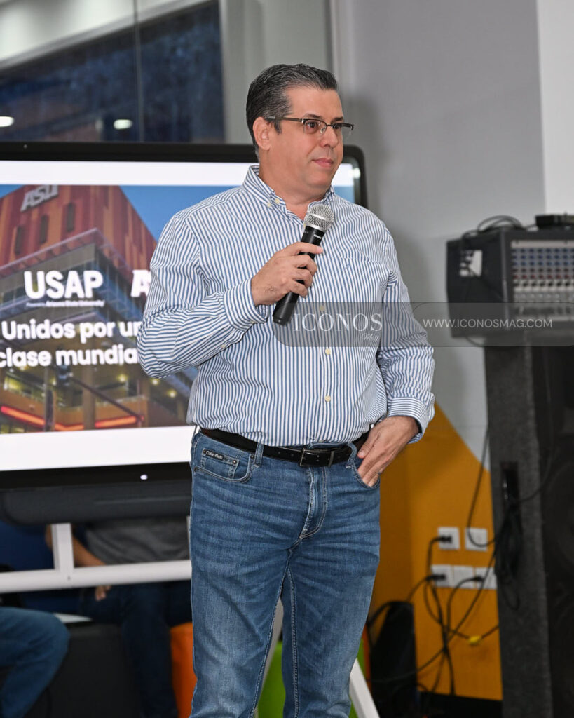 charla liderar la escuela del futuro by usap honduras