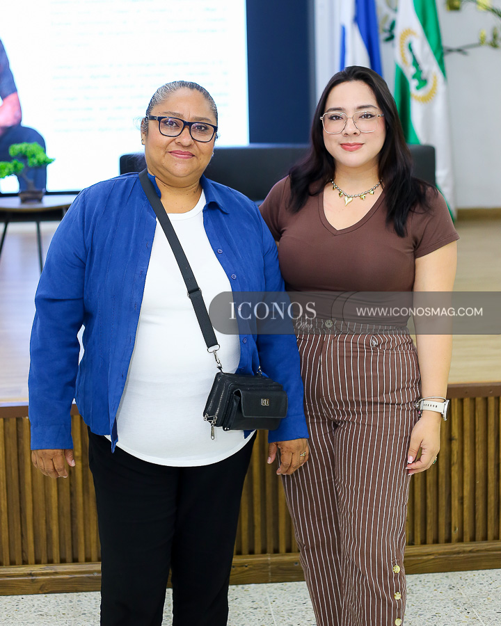 conversatorio voces del emprendimiento uth honduras