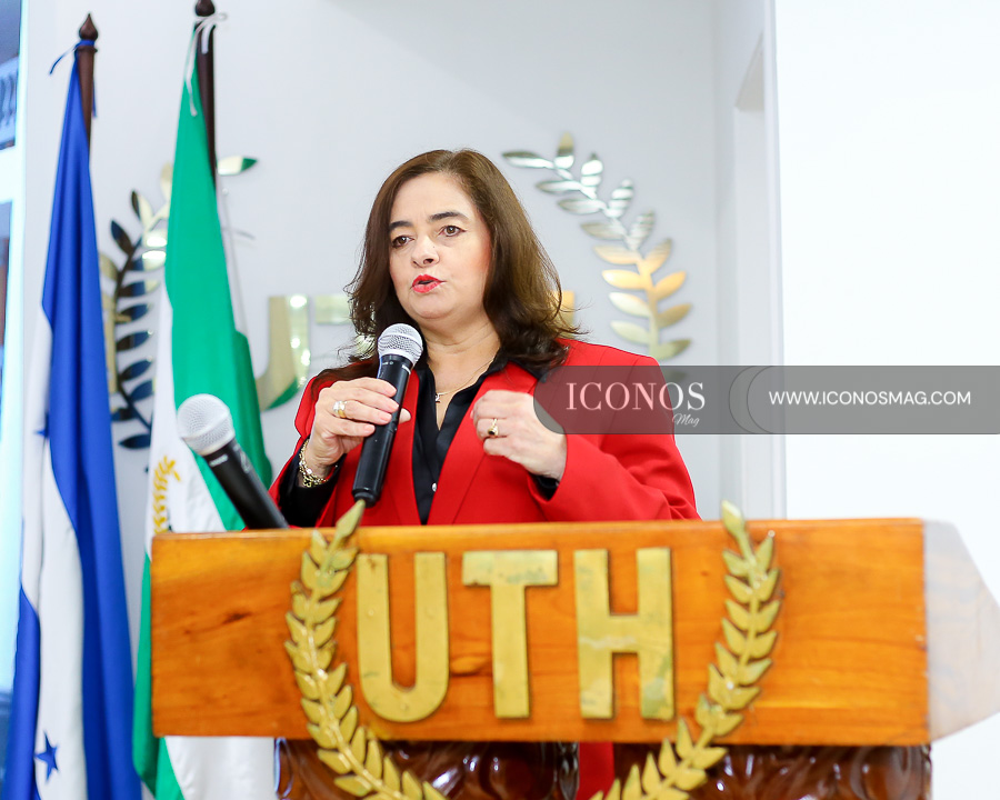 conversatorio voces del emprendimiento uth honduras