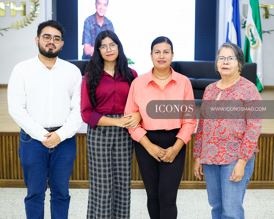 conversatorio voces del emprendimiento uth honduras