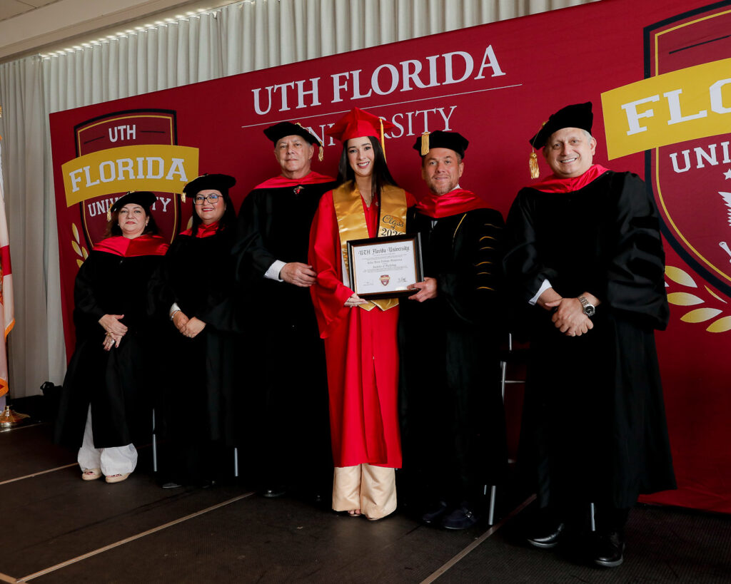 decima graduacion uth florida university