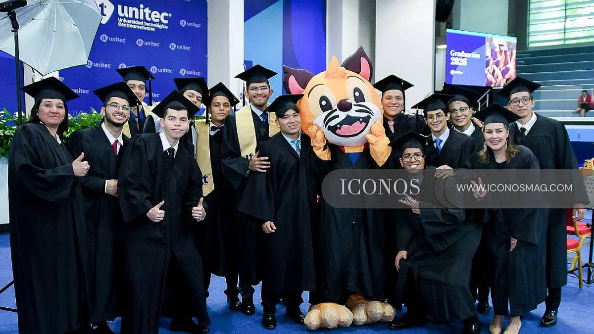 TERCERA PARTE La tercera ceremonia de graduación de Universidad Tecnológica Centroamericana<em> Unitec</em> Honduras