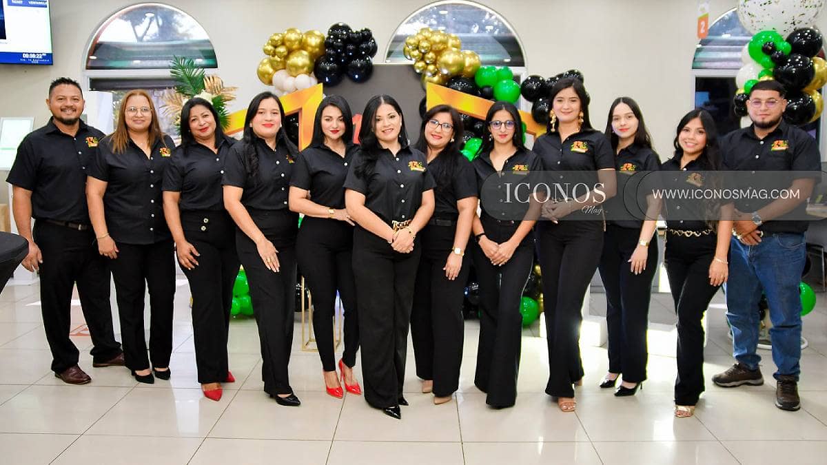 La celebración del 13 aniversario <em>CrediRapid</em> Guamilito Honduras