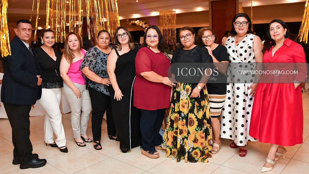 SEGUNDA PARTE La cena centenaria en honor al Día del maestro <em>JTR 2026 by instituto José Trinidad Reyes</em> de San Pedro Sula