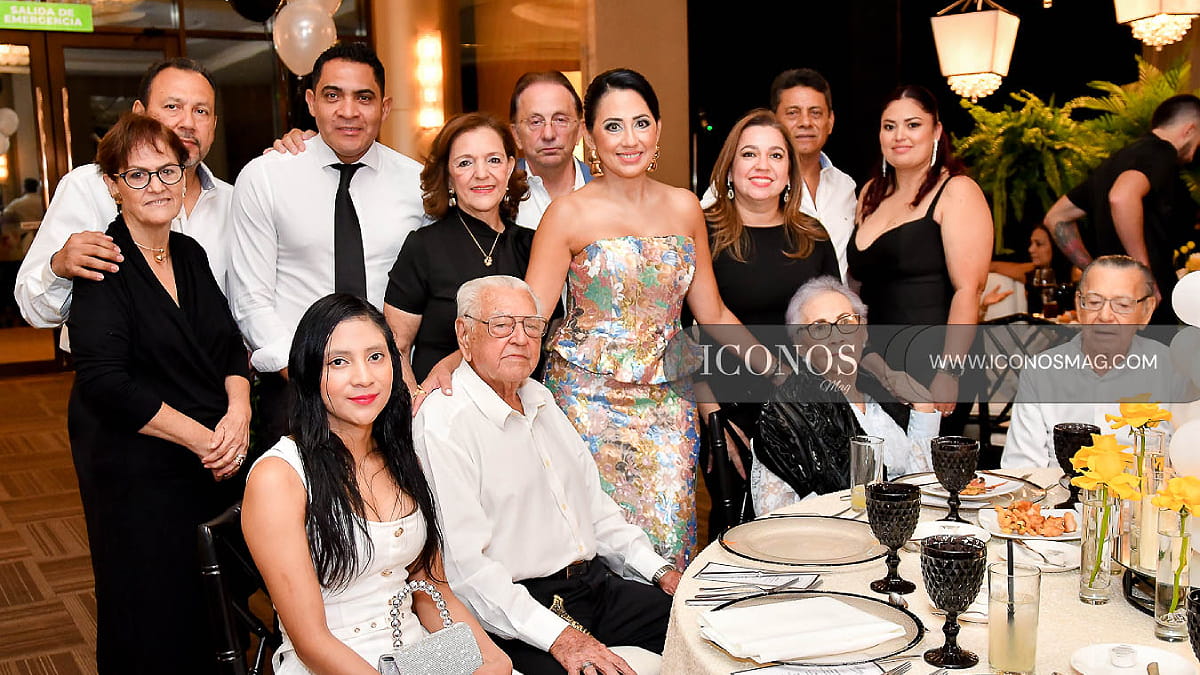 SEGUNDA PARTE La fiesta por los 60 años de Osiris Jannette Paredes Lobo de Masi
