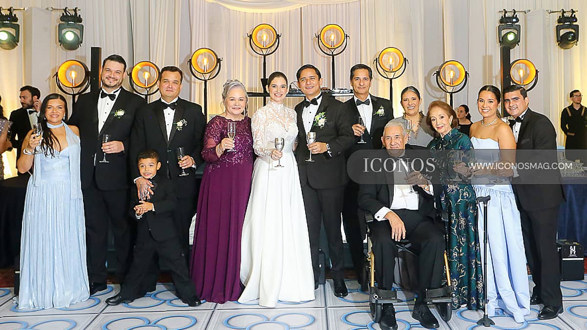 La boda de Violeta Talavera Avilez y Rafael Arévalo Valladares
