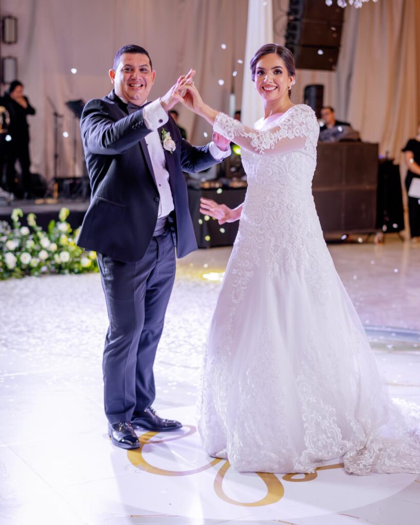 boda ana gabriela martinez espino y luis edgardo herrera nunez