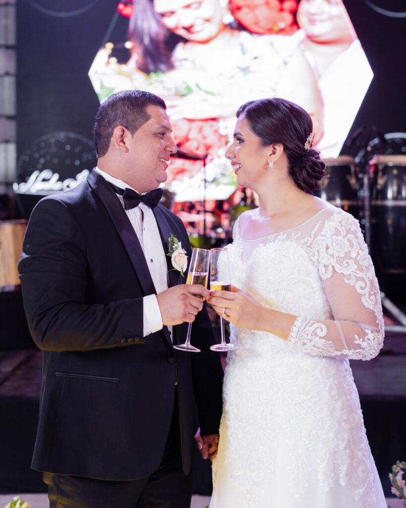 boda ana gabriela martinez espino y luis edgardo herrera nunez