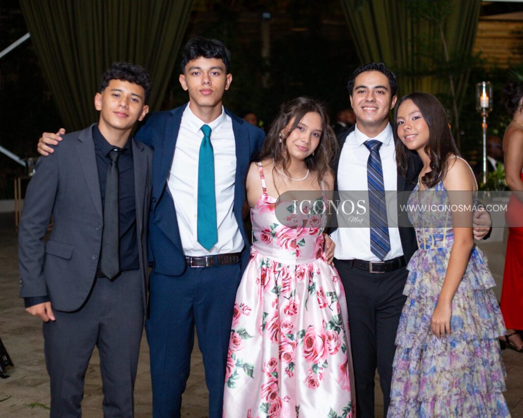 boda daniela alejandra ochoa paz y phillip maurice mcauley jr