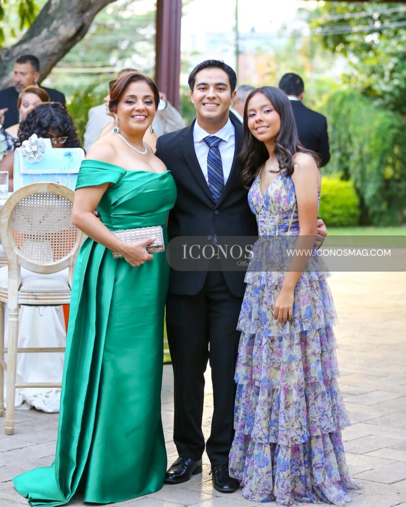 boda daniela alejandra ochoa paz y phillip maurice mcauley jr