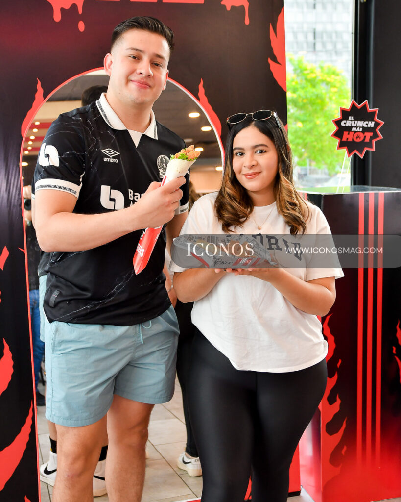 lanzamiento de la salsa hot honey by kfc honduras
