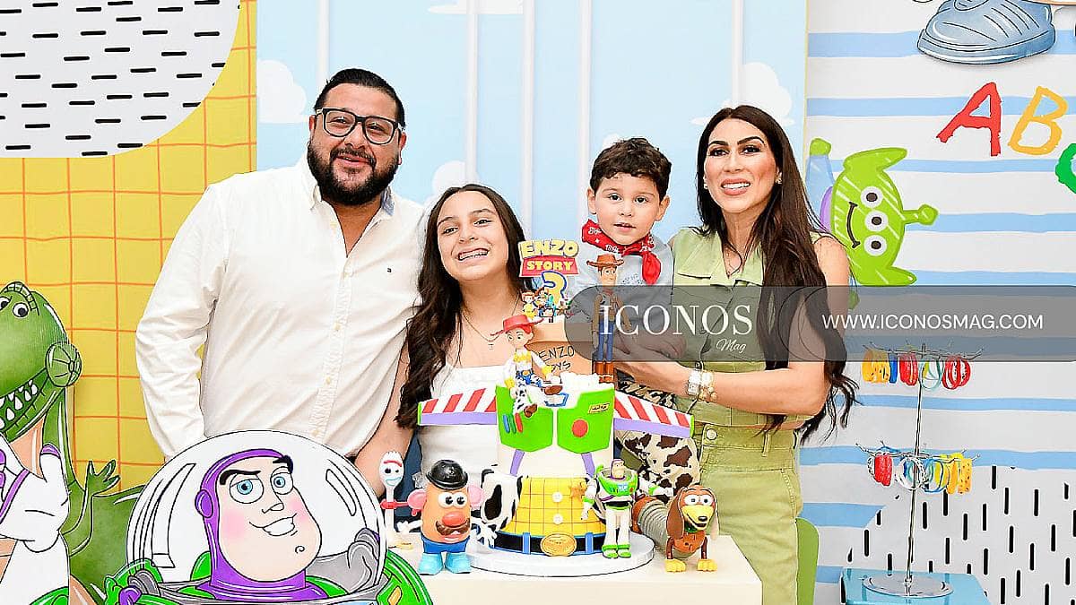 La piñata por los tres años de Enzo André Irías Nodarse