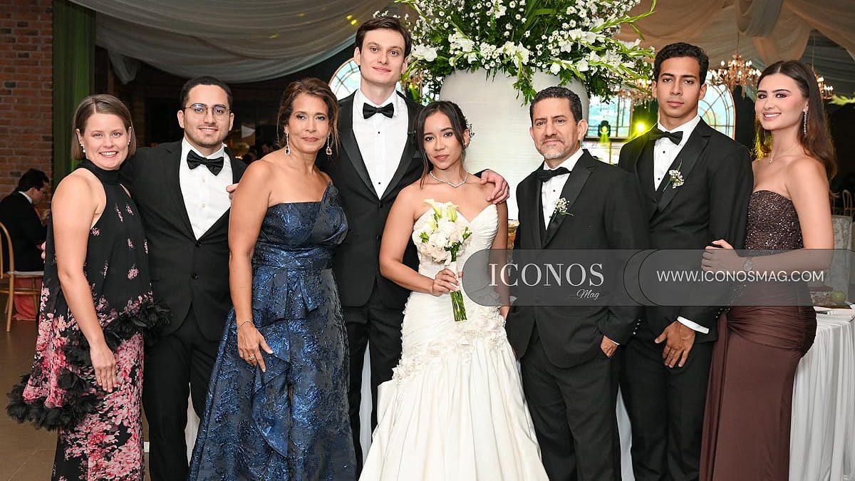 TERCERA PARTE El banquete por la boda de Natalia Naveda Metzgen y Marco Alejandro Irías Mainardi