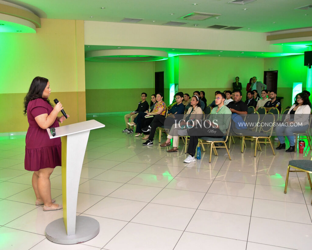 programa becas embajada estados unidos uth honduras