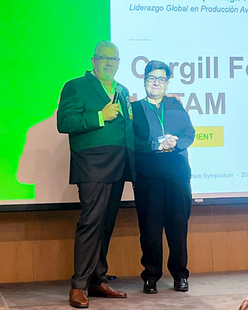 reconocimiento cargill by clover leaf animal welfare systems