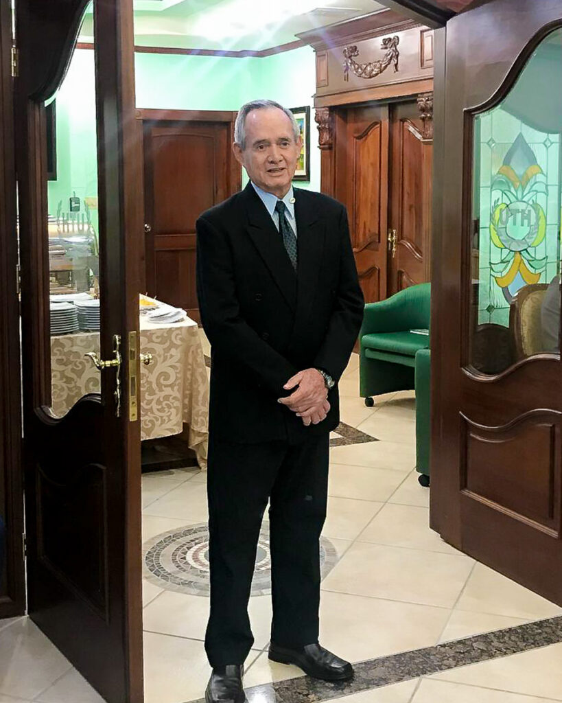 roberto caseres castrillo