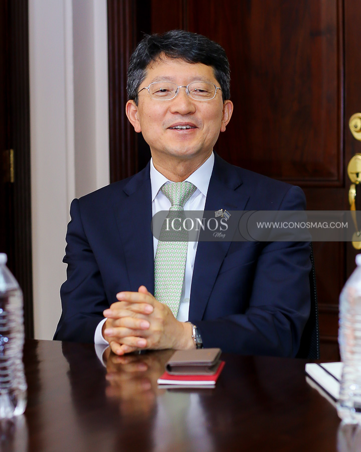 visita embajador de corea uth honduras uth